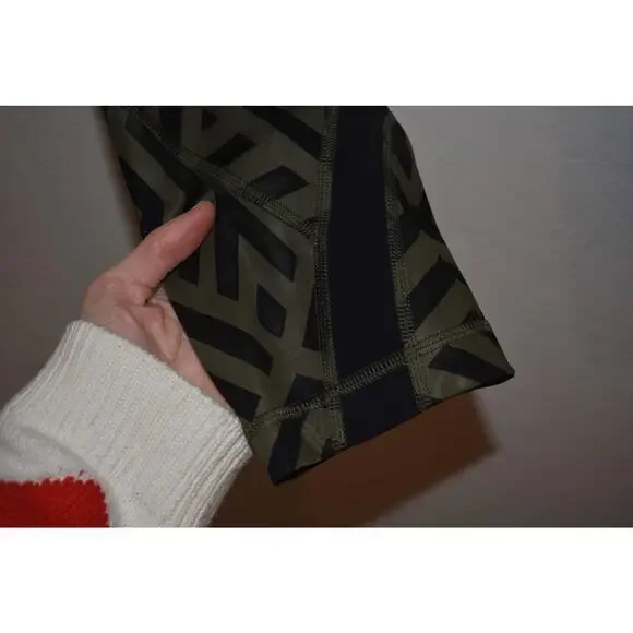 Lululemon Run Inspire Crop II Legging Green Size 10 - Picture 4 of 6